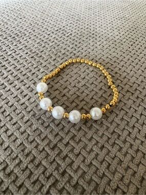 14k Gold plated, White Pearl Beaded Stretch Bracelet